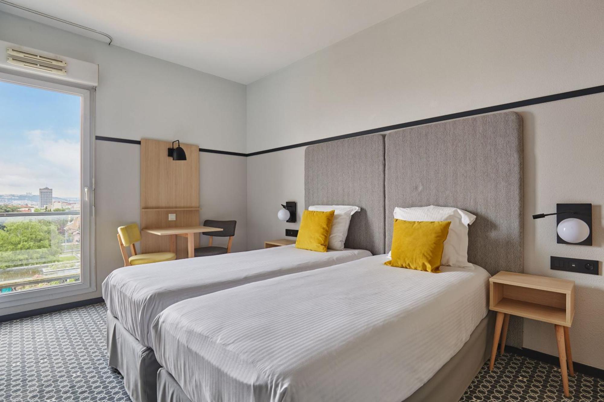 Appart'Hotel Odalys City - Bioparc Lyon Est Екстер'єр фото