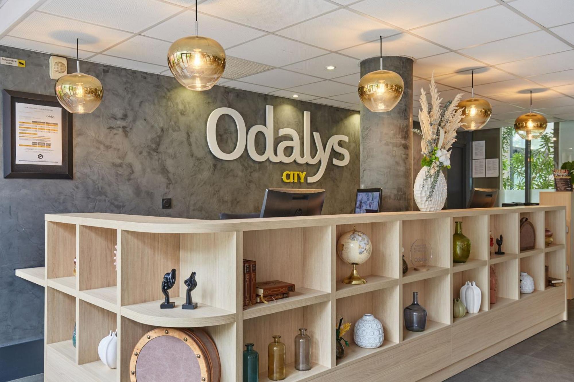 Appart'Hotel Odalys City - Bioparc Lyon Est Екстер'єр фото
