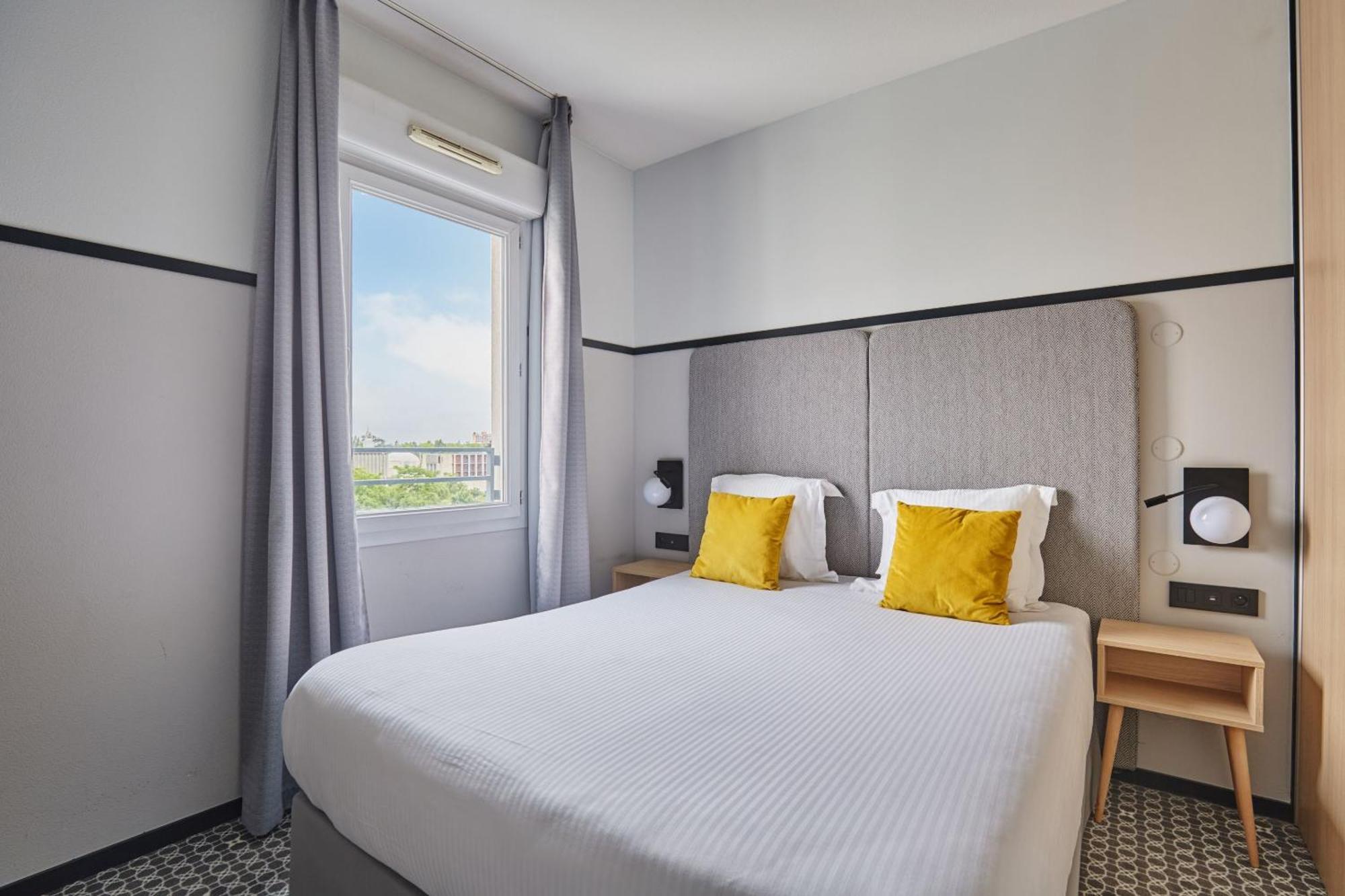 Appart'Hotel Odalys City - Bioparc Lyon Est Екстер'єр фото