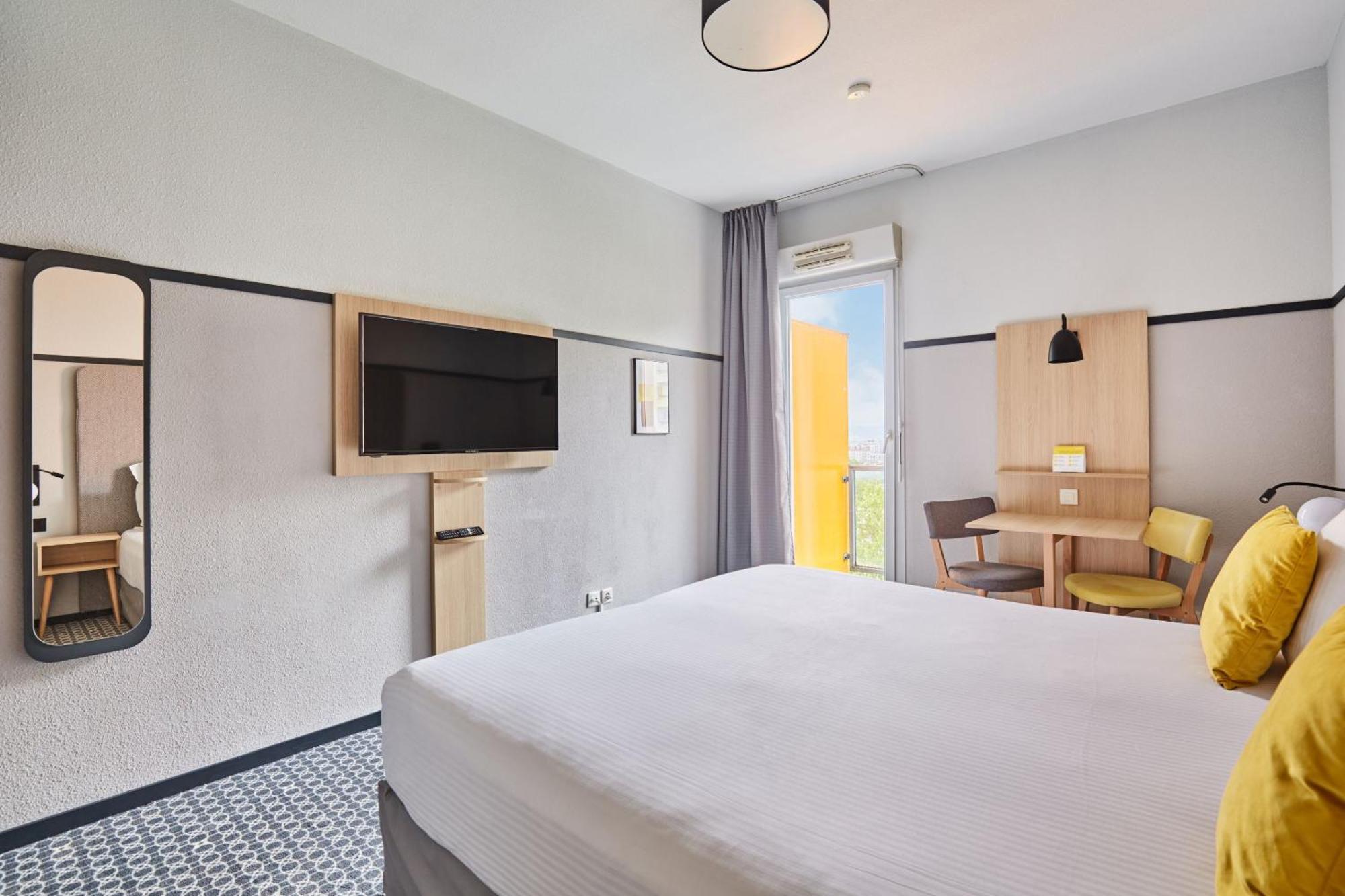Appart'Hotel Odalys City - Bioparc Lyon Est Екстер'єр фото